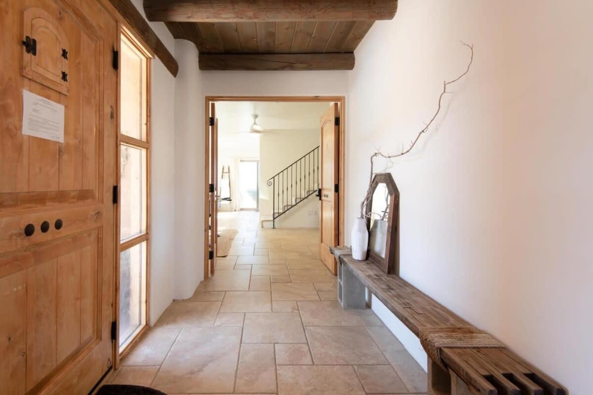 Renovated Lodge - Room 2 With Pool Access Joshua Tree Exterior photo